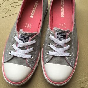 EUC Chuck Taylor All Star Slip On by Converse